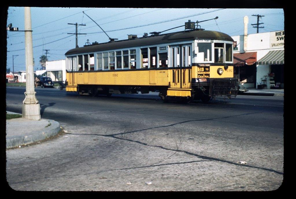 LATL 1392 on the S Line LATL 1392 on the S Line