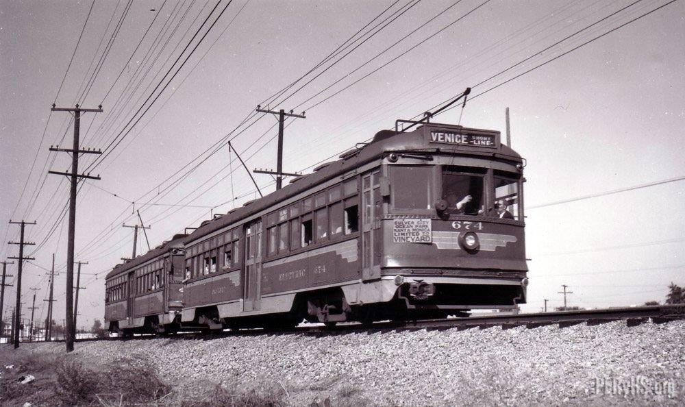 The 674 heads up a 2 car train on the Venice Short Line in this 1948 view. The 674 heads up a 2 car train on the Venice Short Line in this 1948 view.