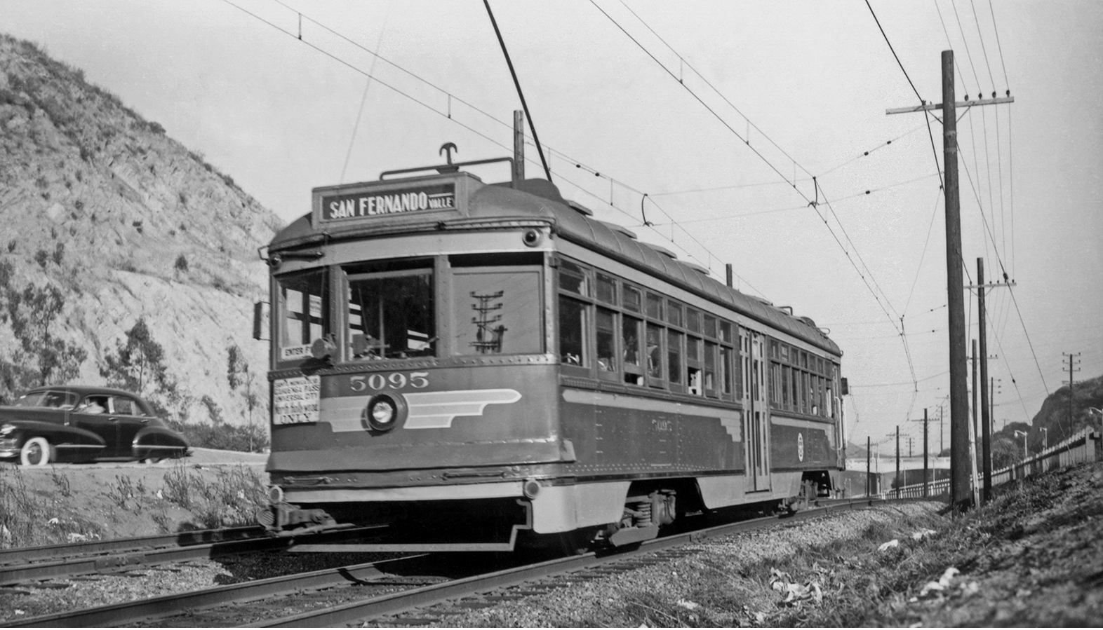 Pacific Electric Hollywood car no. 5095 in the Cahuenga Pass